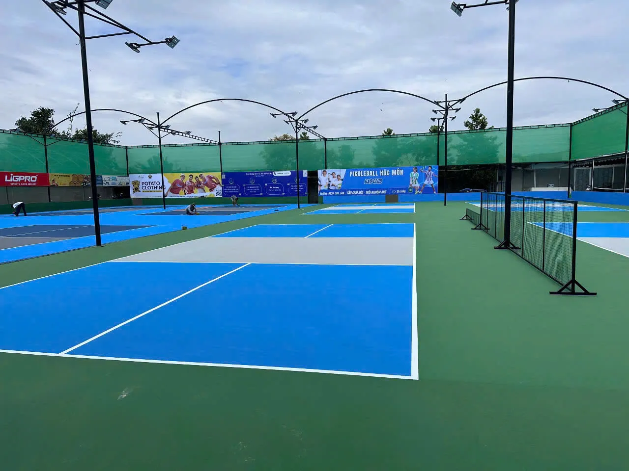 thi công sân tennis
