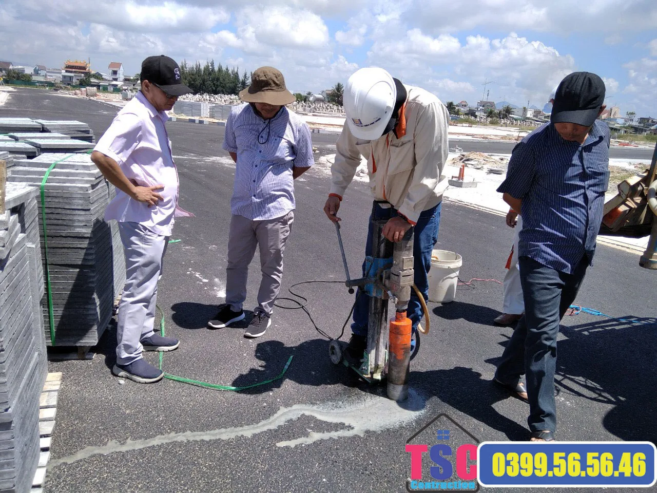 Tại Sao Đường Nhựa Bền Hơn Đường Bê Tông Xi Măng? 5 Lý Do Bạn Cần Biết