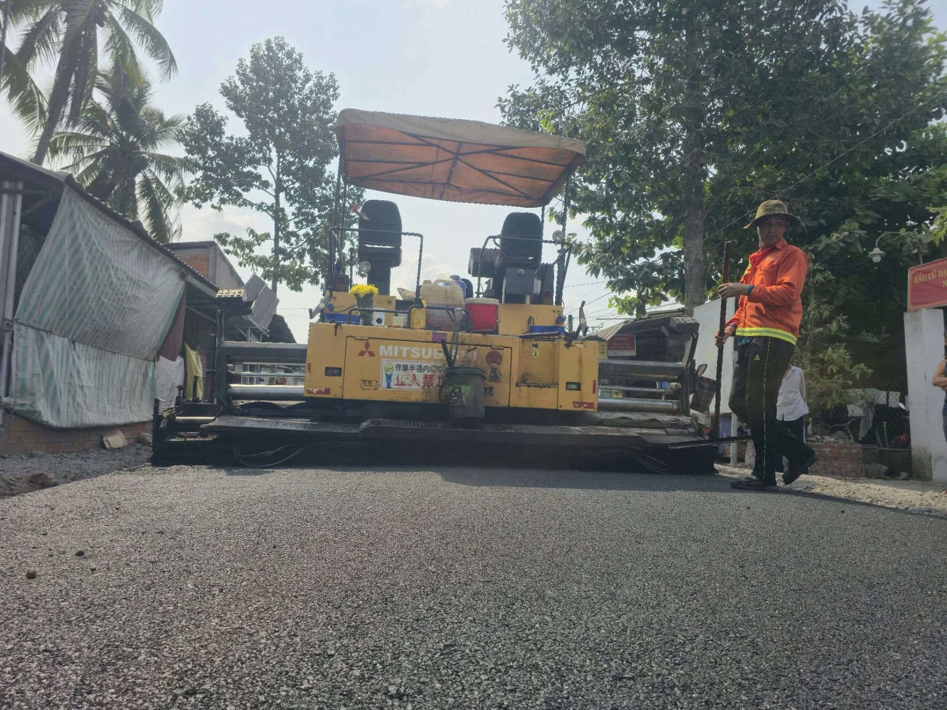 DỊCH VỤ THI CÔNG BÃI ĐỖ XE CHUYÊN NGHIỆP CHO DOANH NGHIỆP, NHÀ MÁY VÀ KHU CÔNG NGHIỆP
